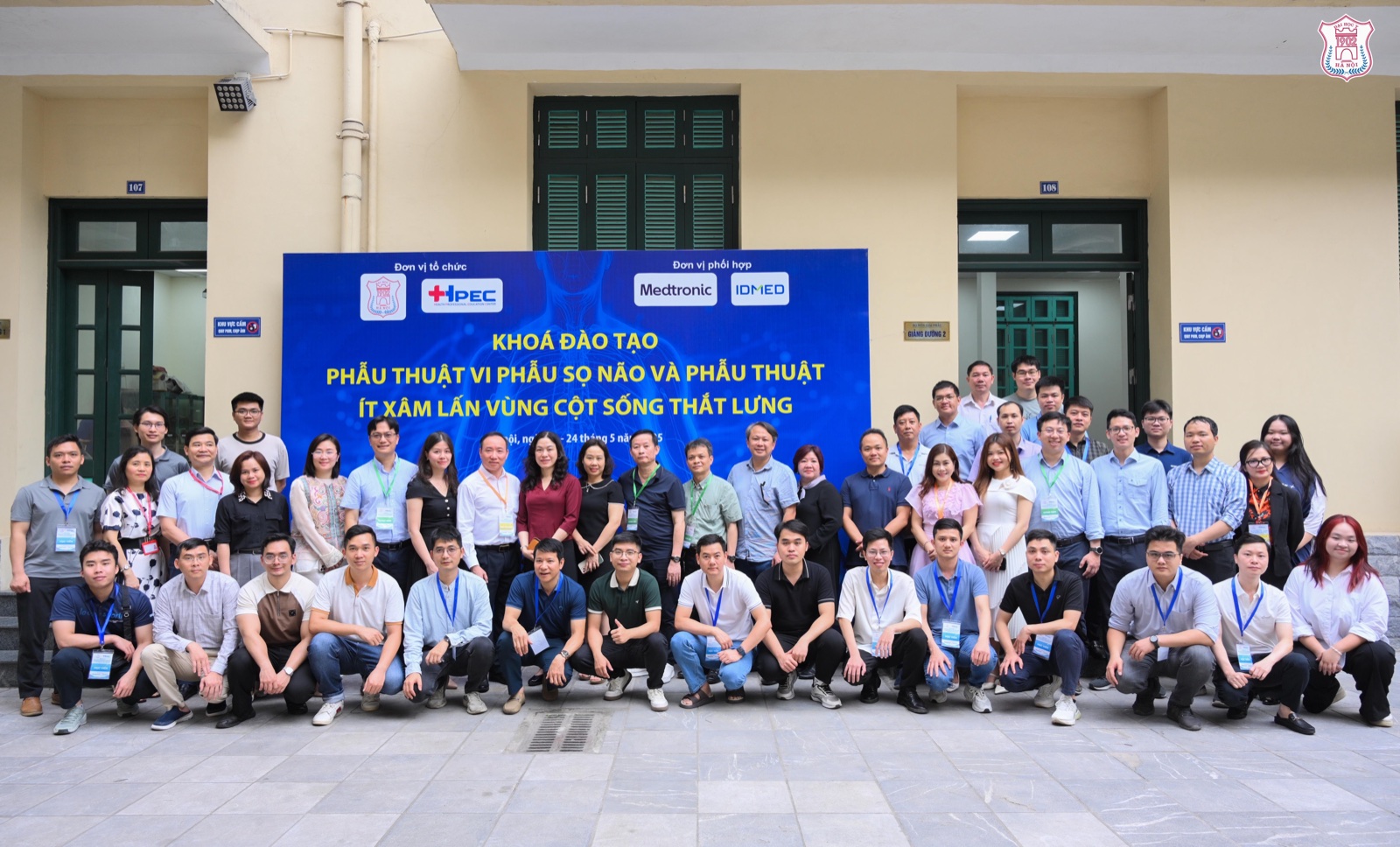 Quản lý đào tạo và hội thảo y khoa